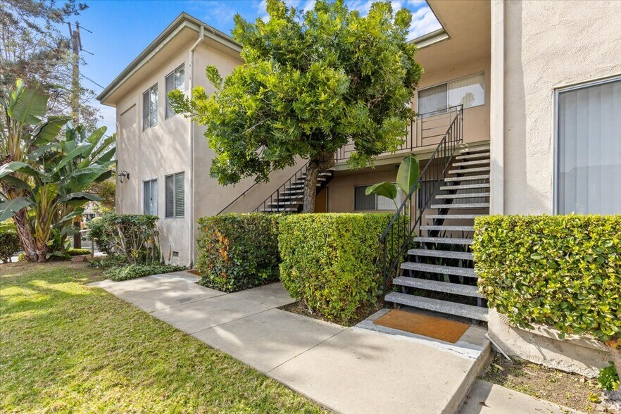 More Photos Of 850 Eucalyptus Ave, Vista Multifamily For Sale