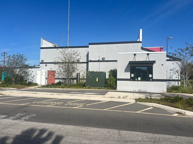 More Photos Of 5320 N Orange Blossom Trl, Orlando Restaurant For Sale