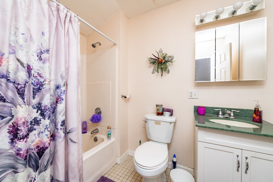 More Photos Of 50 Murray St, Coventry Apartments For Sale