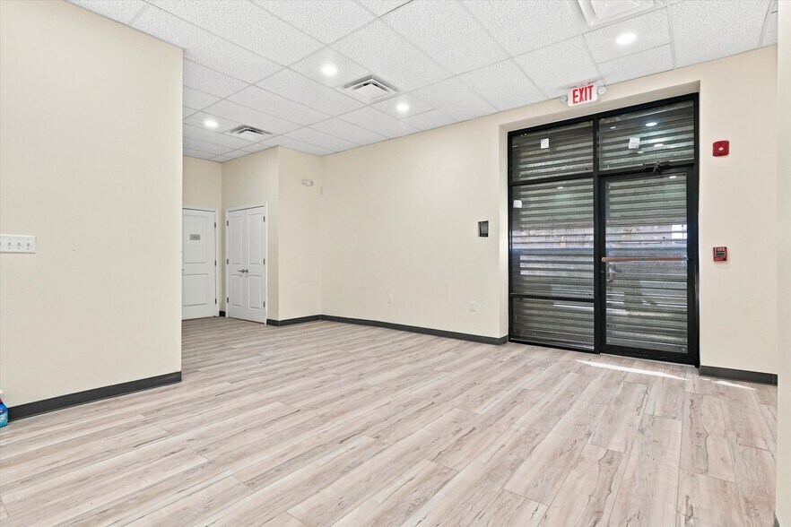 More Photos Of 119 E Lehigh Ave, Philadelphia Healthcare For Lease