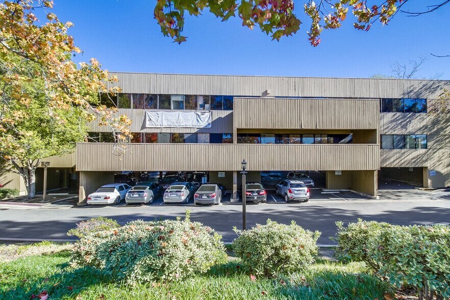 More Photos Of 9625 Black Mountain Rd, San Diego Office For Sale