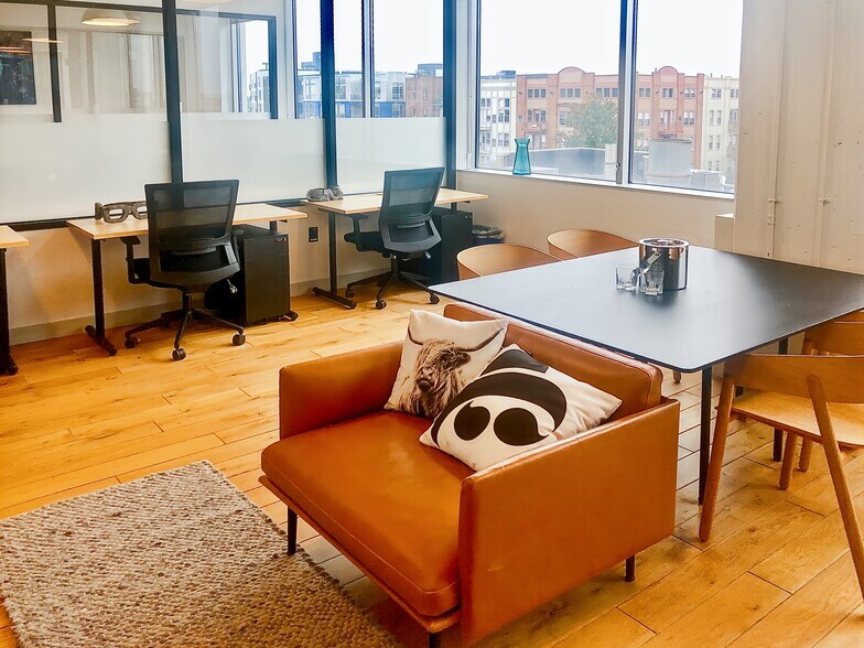 More Photos Of 1330 Lagoon Ave, Minneapolis Coworking Space