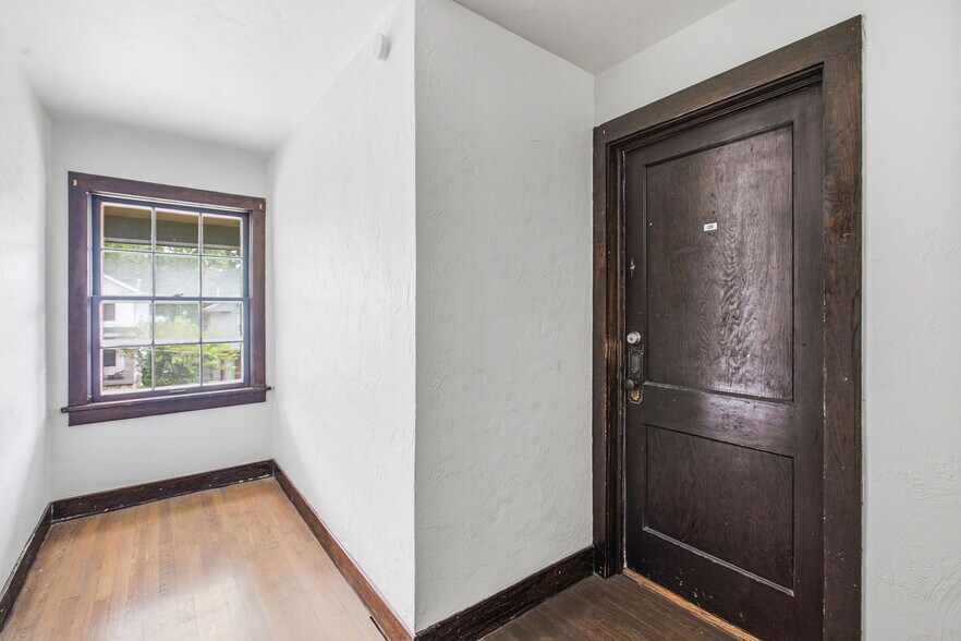 More Photos Of 4340-4342 Holly St, Kansas City Multifamily For Sale
