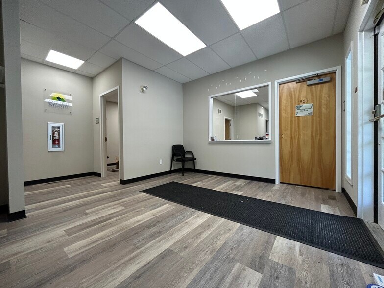 More Photos Of 526 Independence Rd, East Stroudsburg Medical For Lease