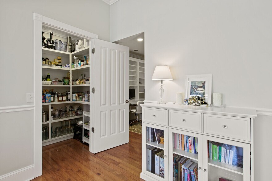 More Photos Of 114-116 E Main St, Penn Yan General Retail For Sale