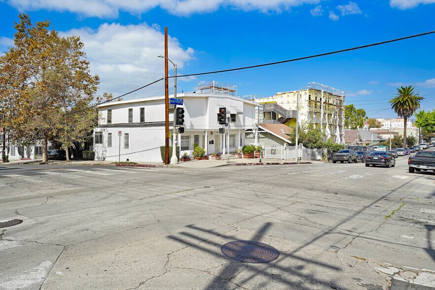 More Photos Of 1059 S Harvard Blvd, Los Angeles Apartments For Sale