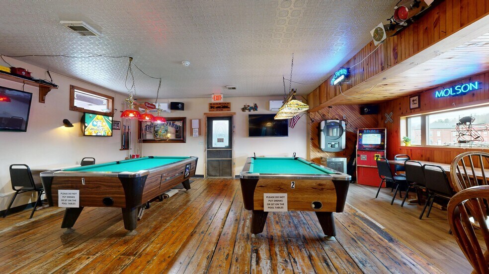 More Photos Of 695 Lisbon St, Lisbon Restaurant For Sale