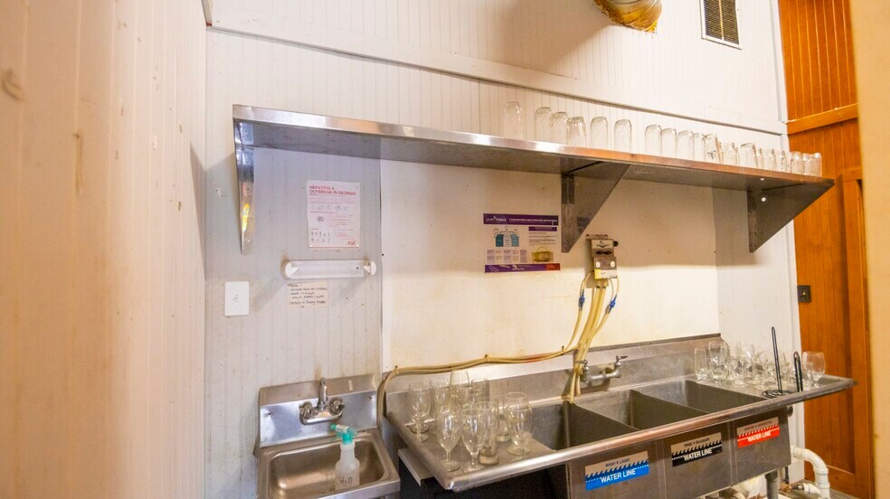 More Photos Of 20 Spring Rd, Molena Storefront For Sale