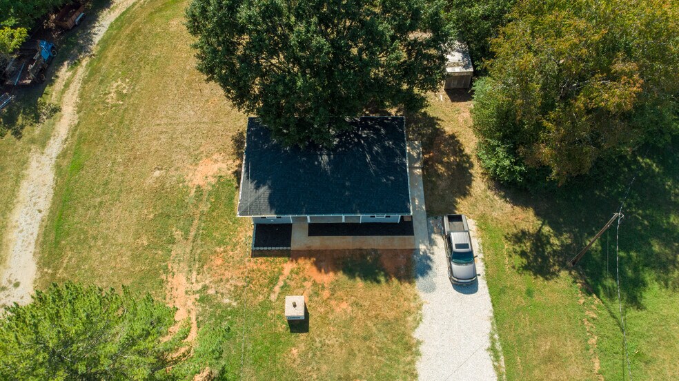 More Photos Of 5735 Fallston Rd, Lawndale Flex For Sale