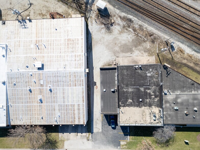 More Photos Of 4135 W 123rd St, Alsip Warehouse For Lease