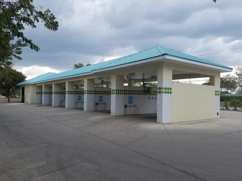 More Photos Of 4628 Chiquita Blvd S, Cape Coral Carwash For Sale