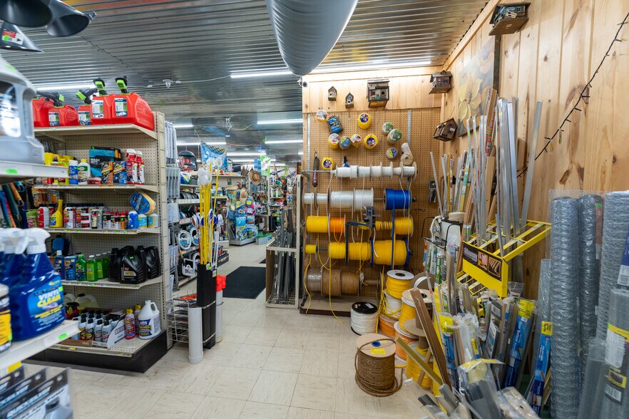 More Photos Of 7861 Mystic Lake Dr, Lake Storefront For Sale