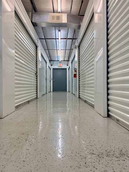 More Photos Of 540 N State Road 434, Altamonte Springs Self Storage For Sale