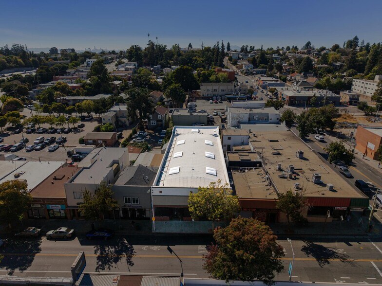 More Photos Of 3439-3443 Fruitvale Ave, Oakland Storefront For Sale