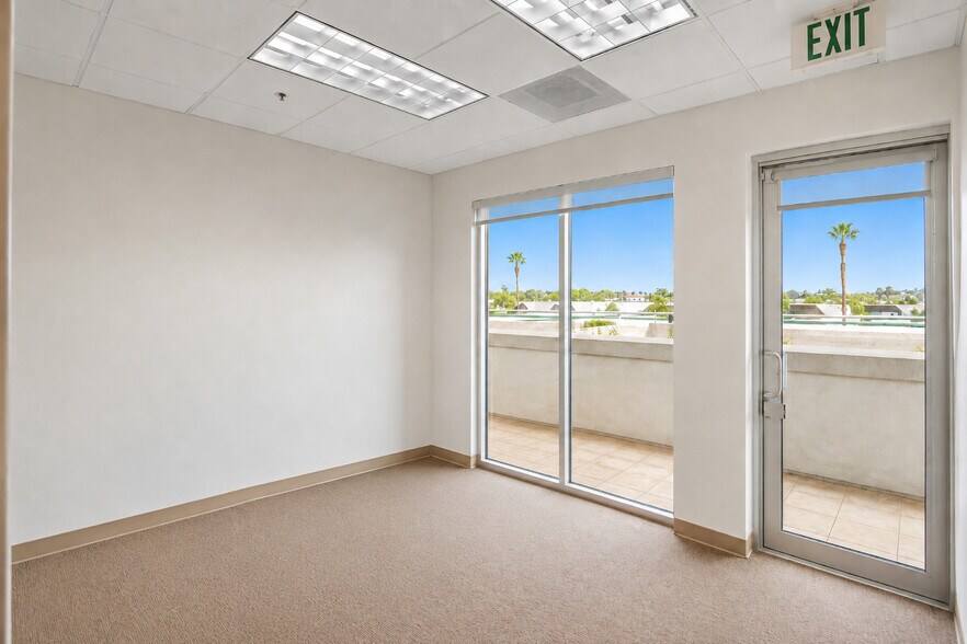 More Photos Of 950 Boardwalk, San Marcos Office For Sale
