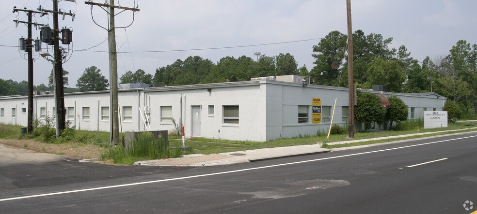 More Photos Of 3221 Commander Shepard Blvd, Hampton Flex For Sale