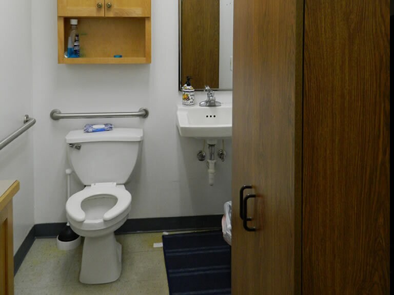 More Photos Of 18525 Statesville Rd, Cornelius Office For Sale