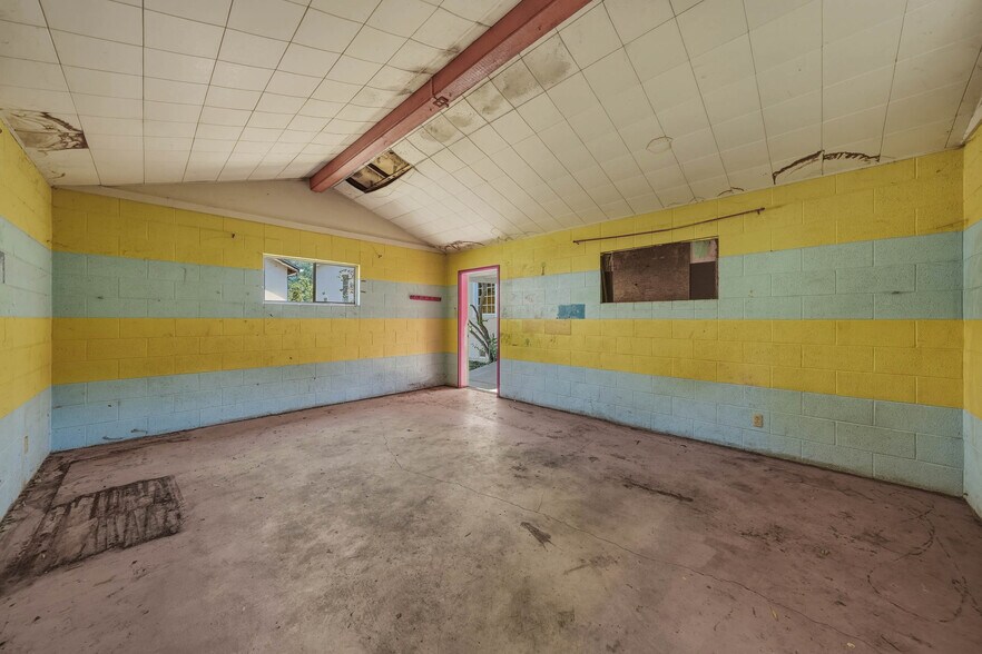 More Photos Of 12487 The Plaza, Clearlake Oaks Religious Facility For Sale
