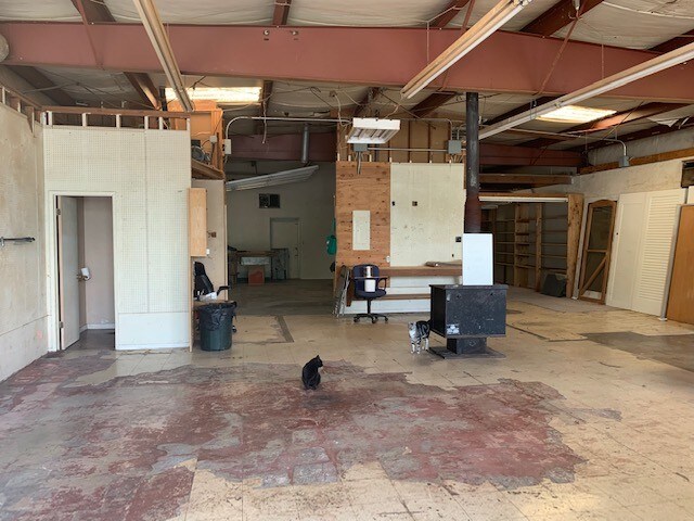 More Photos Of 1414 S State St, Ukiah Warehouse For Sale