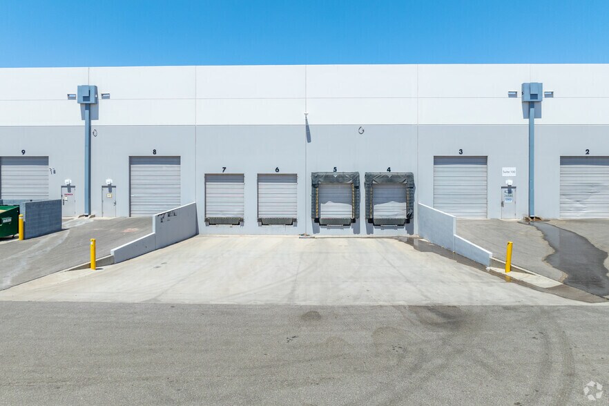 More Photos Of 2115 S 11th Ave, Phoenix Warehouse For Lease