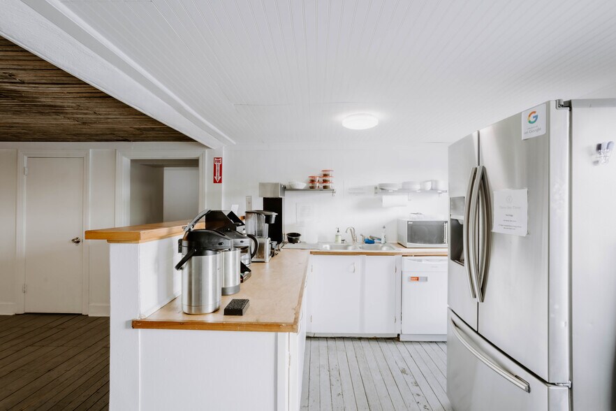 More Photos Of 1108 McKennie Ave, Nashville Loft Creative Space For Lease