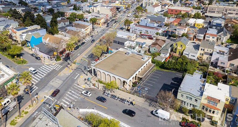 More Photos Of 4947 3rd St, San Francisco Bank For Lease