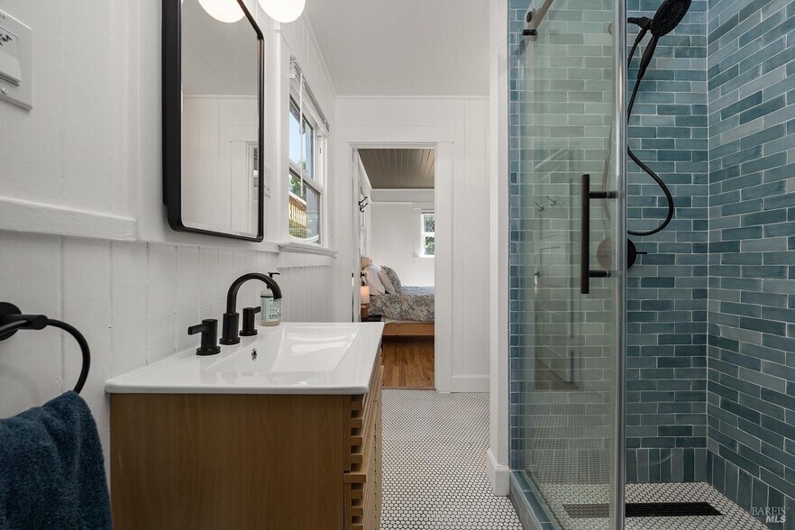 More Photos Of 732 Petaluma Blvd S, Petaluma Multifamily For Sale