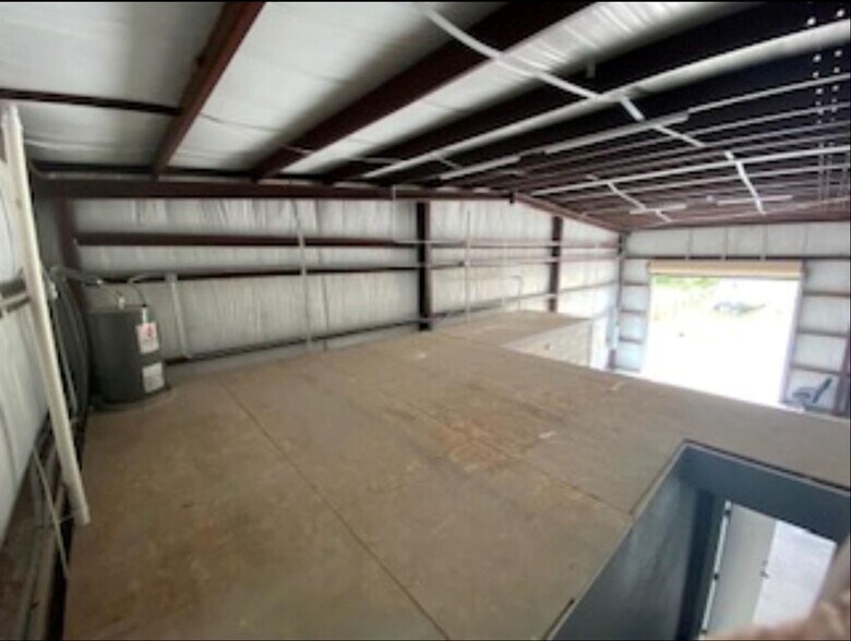 More Photos Of 5901 County Road 675B, Rosharon Warehouse For Sale