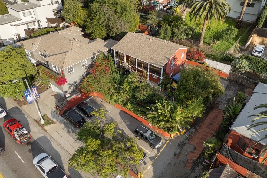 More Photos Of 3234 Barham Blvd, Los Angeles Apartments For Sale