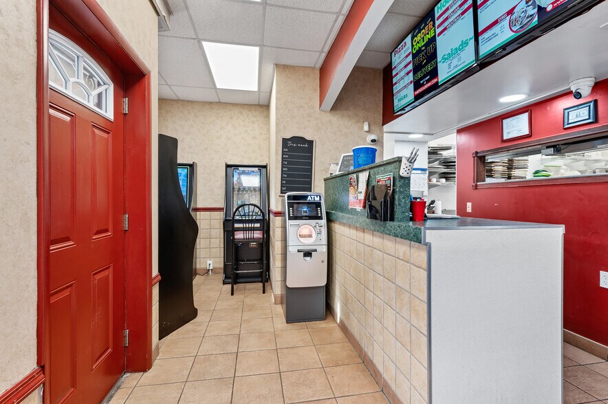 More Photos Of 3527 Washington Ave, Finleyville Freestanding For Sale