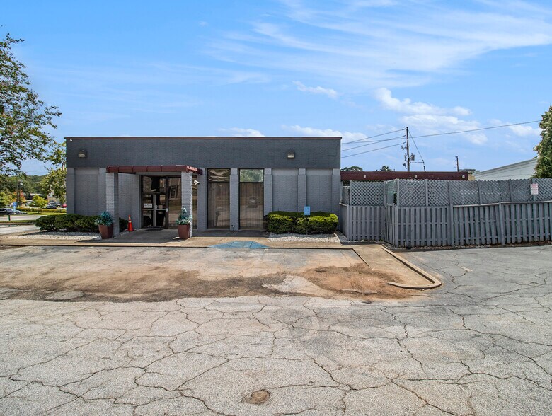 More Photos Of 3113 Stone Mountain St, Lithonia Storefront Retail Office For Sale