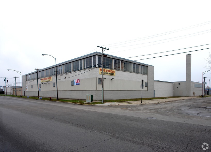 More Photos Of 5055 W Lexington St, Chicago Manufacturing For Lease