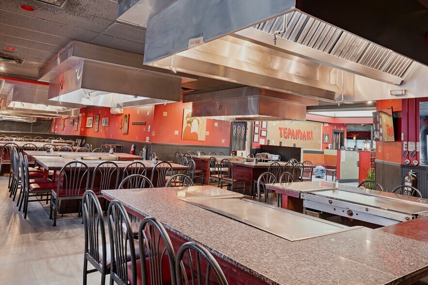 More Photos Of 72 N 850 E, Lehi Restaurant For Sale