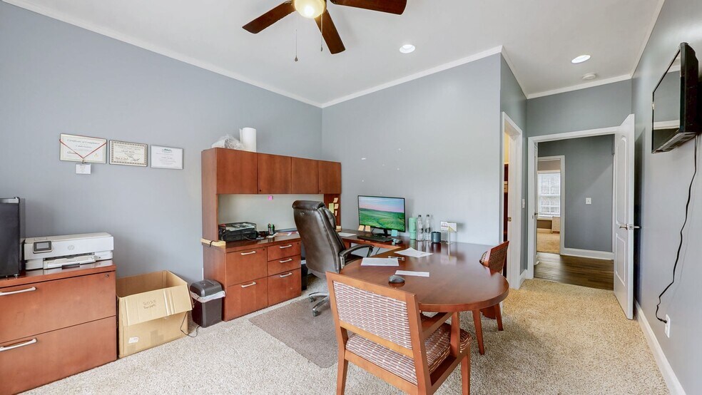 More Photos Of 239 Veterans Pky, Murfreesboro Office For Sale