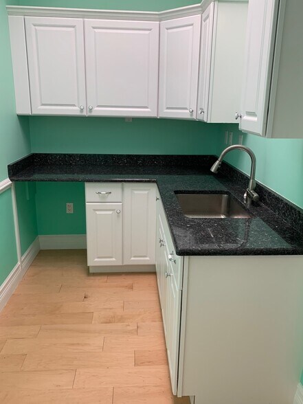 More Photos Of 120-140 S Indian River Dr, Fort Pierce Office Residential For Sale