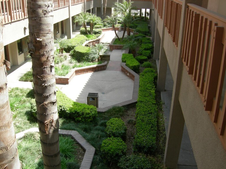 More Photos Of 1881 S Commercenter Drive East, San Bernardino Medical For Lease