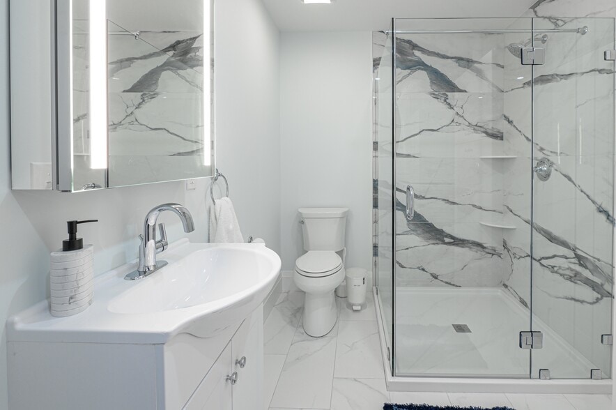 More Photos Of 159 Boston Post Rd, East Lyme Apartments For Sale