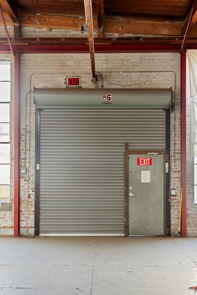 More Photos Of 4512-4514 Hollis St, Emeryville Warehouse For Lease
