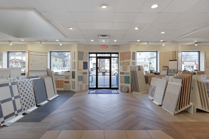 More Photos Of 472 E Westfield Ave, Roselle Park Light Manufacturing For Lease