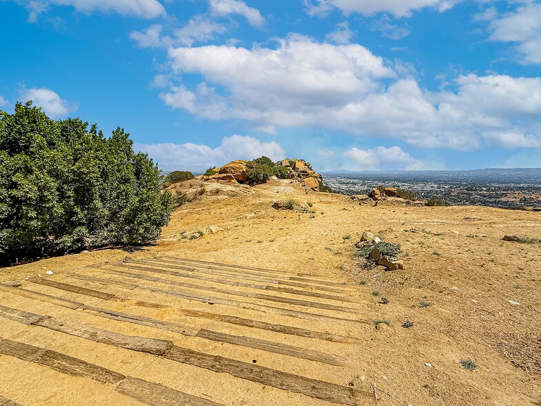 More Photos Of 10200 Lilac Ln, Chatsworth Specialty For Sale