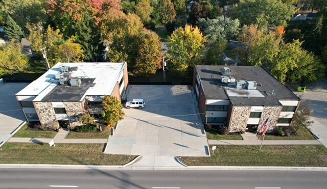 More Photos Of 1877 Orchard Lake Rd, Sylvan Lake Medical For Sale