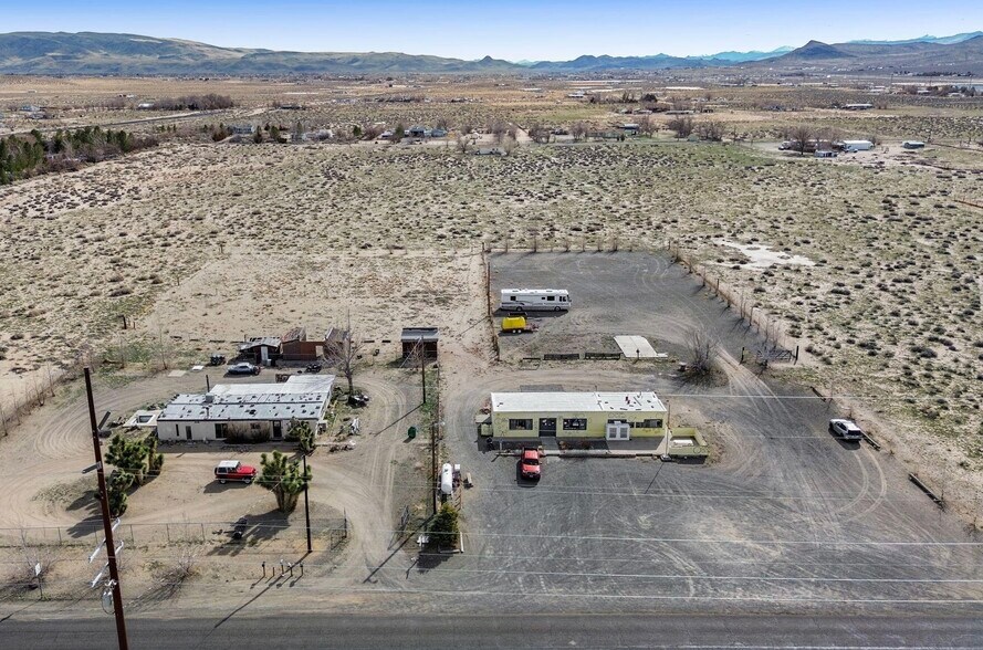 More Photos Of 1375 E Fir St, Silver Springs Convenience Store For Sale