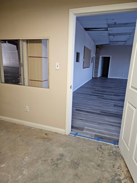 More Photos Of 1791 S Mojave Rd, Las Vegas Service For Lease