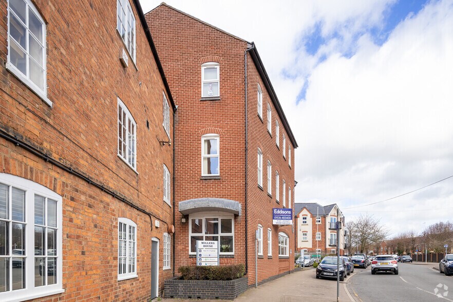 Roman Way, Market Harborough, LEC LE16 7PQ Office For Lease