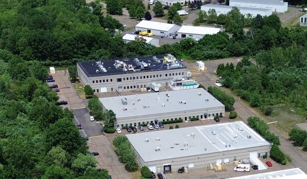 More Photos Of 36 E Industrial Rd, Branford Research And Development For Lease