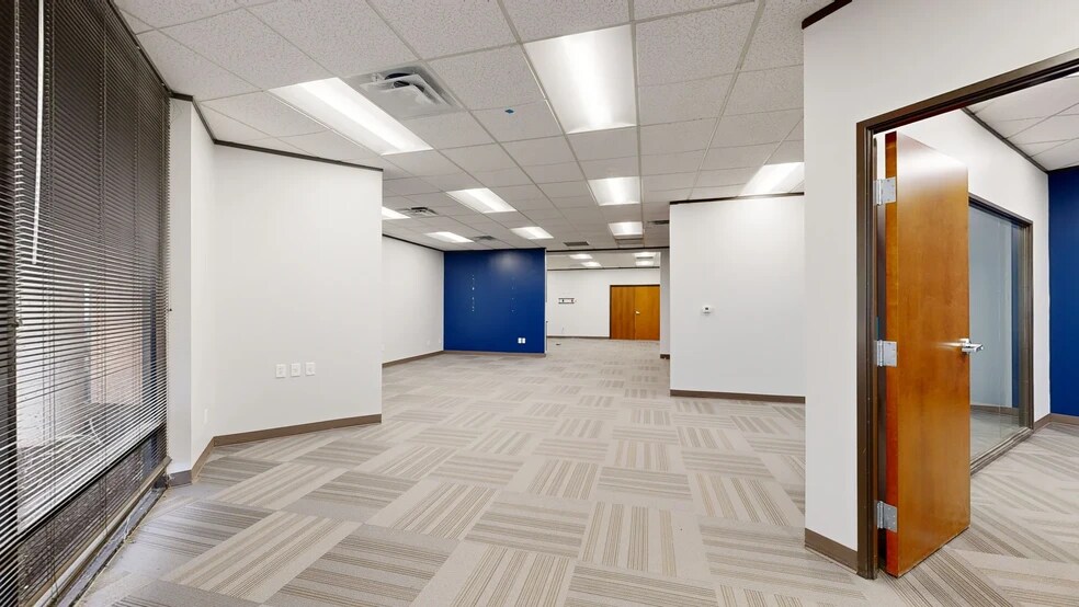 Primary Photo Of 2120 W Braker Ln, Austin Light Distribution For Lease