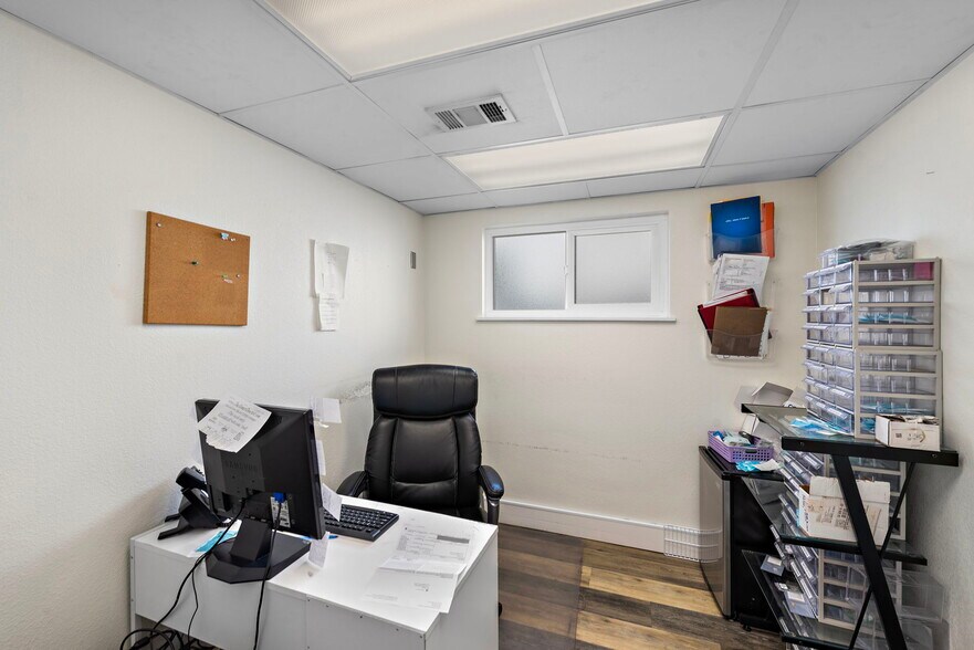 More Photos Of 135 Avenida Granada, San Clemente Medical For Sale