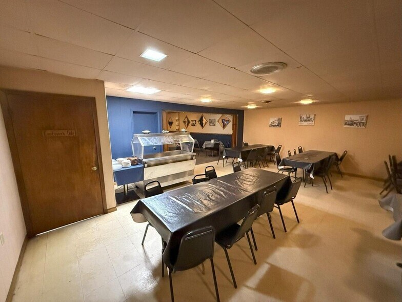 More Photos Of 402 Main St, Griswold Restaurant For Sale