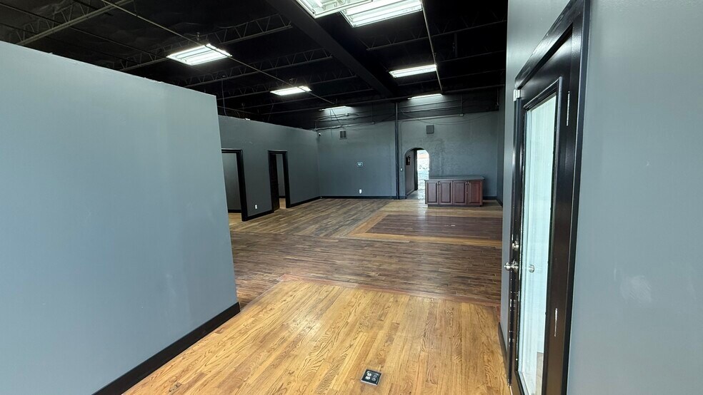 More Photos Of 2601 S Constitution Blvd, Salt Lake City Manufacturing For Lease