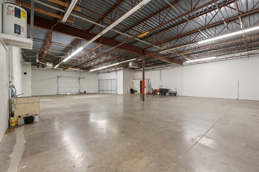 More Photos Of 7115-7133 Washington Ave S, Edina Research And Development For Lease
